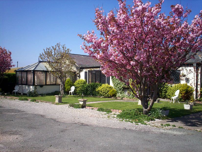 Disabled Holidays - Bungalow in Kinmel Bay- Conwy - Owners Direct, Wales